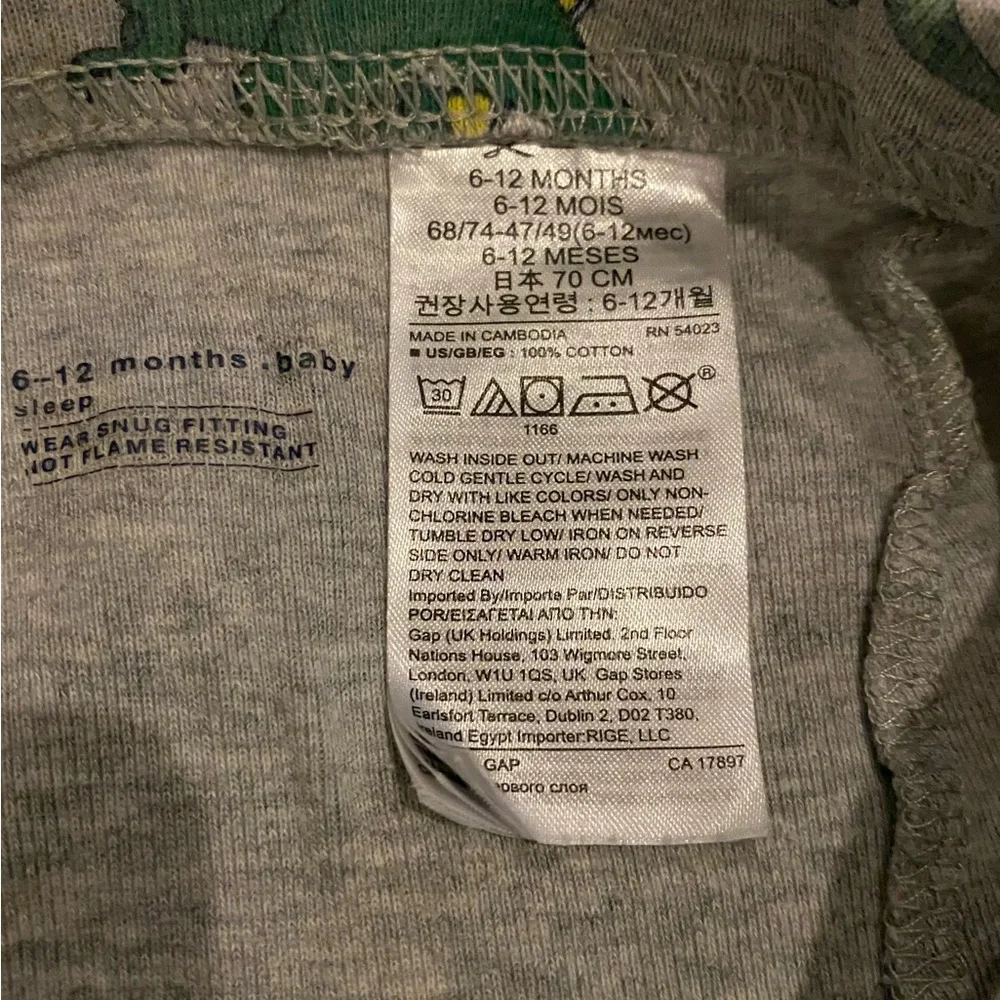 2/$25 - GAP Kids Snowboarding Dinosaur Pajama Set - size 6-12 mo